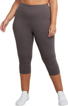 Load image into Gallery viewer, Just My Size Women&#39;s Stretch Jersey Capri 19.5&quot; Leggings
