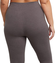 Load image into Gallery viewer, Just My Size Women&#39;s Stretch Jersey Capri 19.5&quot; Leggings
